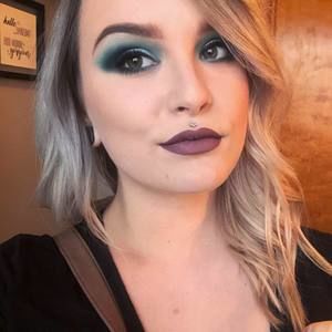 Meet your Posher, Tayler